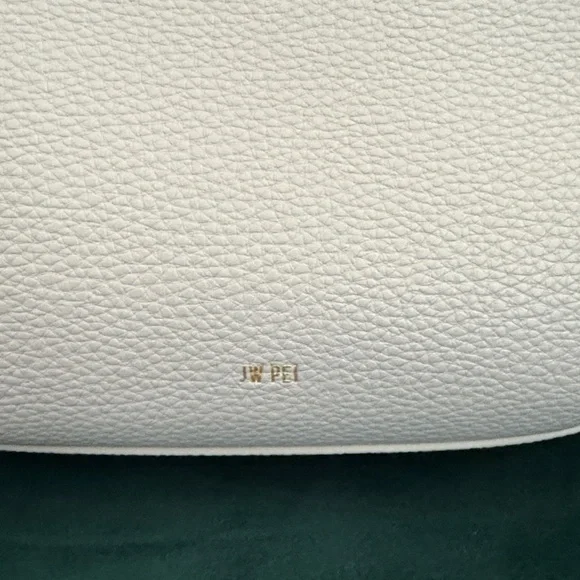 NWOT JW PEI Cream Hobo Bag - Picture 4 of 4